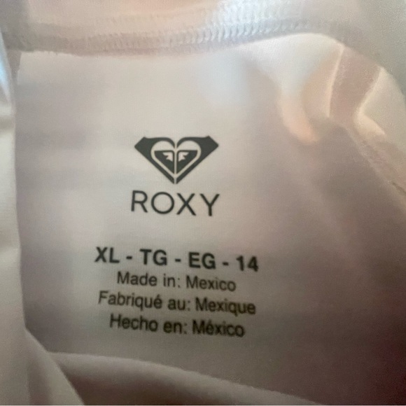 ROXY LONG SLEEVE SUN PROTECTION RASH GUARD - Picture 3 of 8